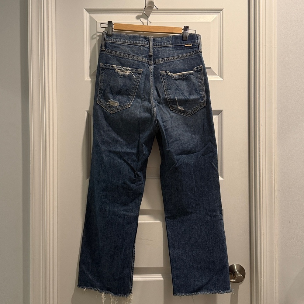 MOTHER distressed and cropped high-waisted Study Hover - Picture 3 of 9